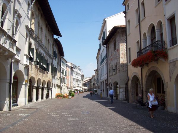 Pordenone / Wiki