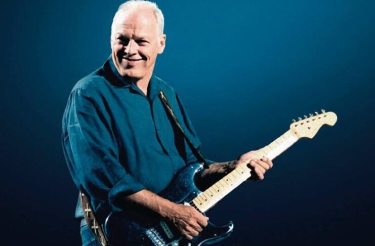 David Gilmour svira legendarnu gitaru / Instagram