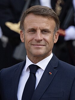 Macron / Wiki