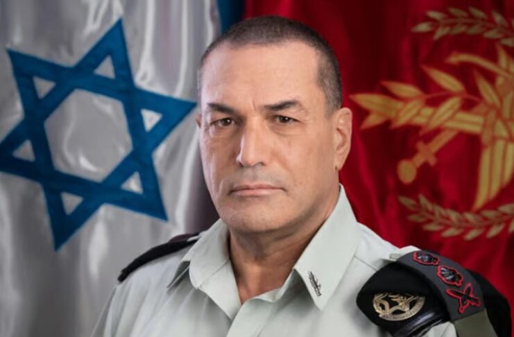 Eyal Zamir / Wiki