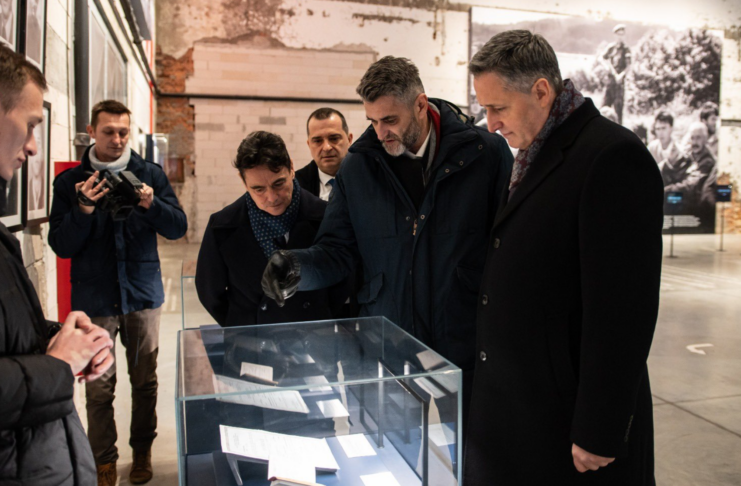 Emir Suljagić / Platforma X