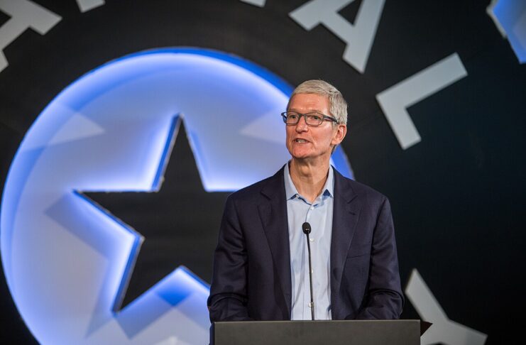 Tim Cook / Wiki