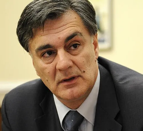 Siniša Karan / Wiki